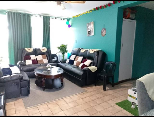 2 BEDROOM PROPERTY TO RENT IN EMPANGENI CENTRAL